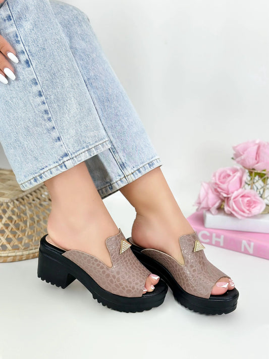 Sandalias ortopédicas cuero Sueca Glamure – livianas y elegantes